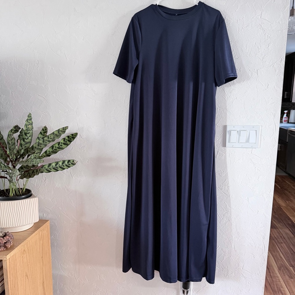 Navy Maxi Dress - sz M